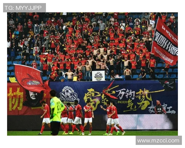 利物浦主场迎战亚特兰大期待精彩对决两队实力较量引发球迷热情